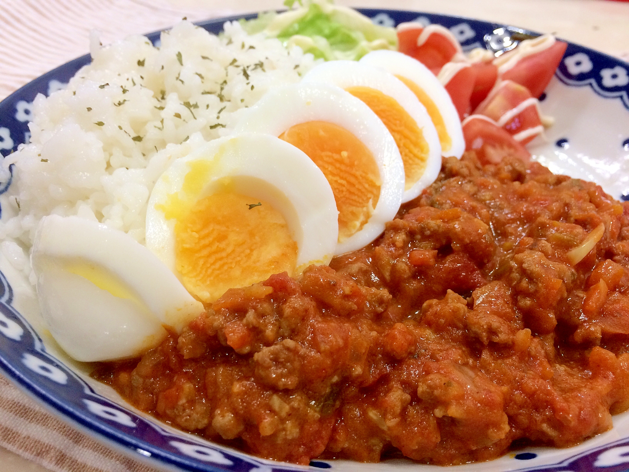 簡単！ミートソースで☆カフェ風ドライカレー