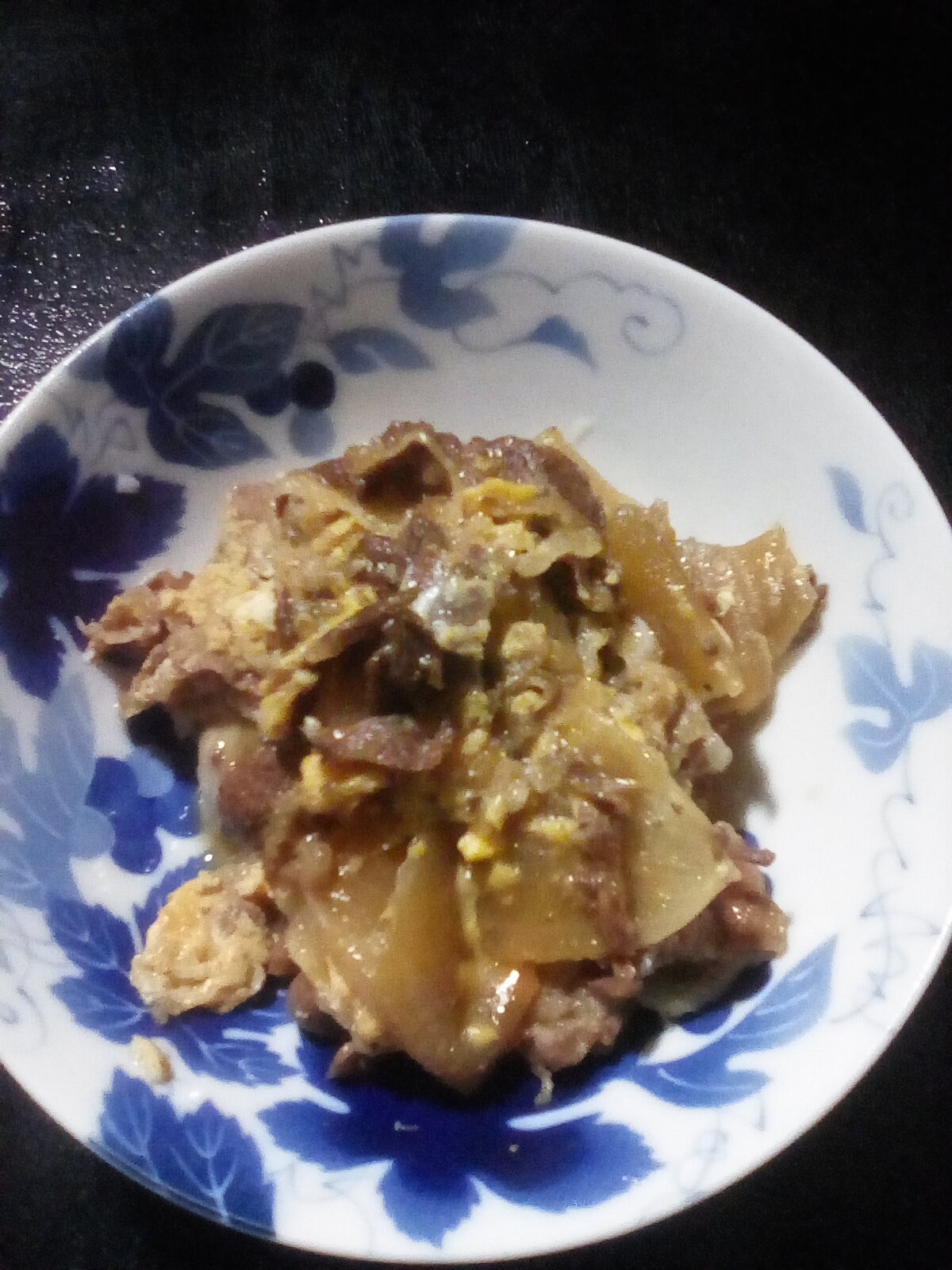 新玉ねぎと牛肉の卵とじ