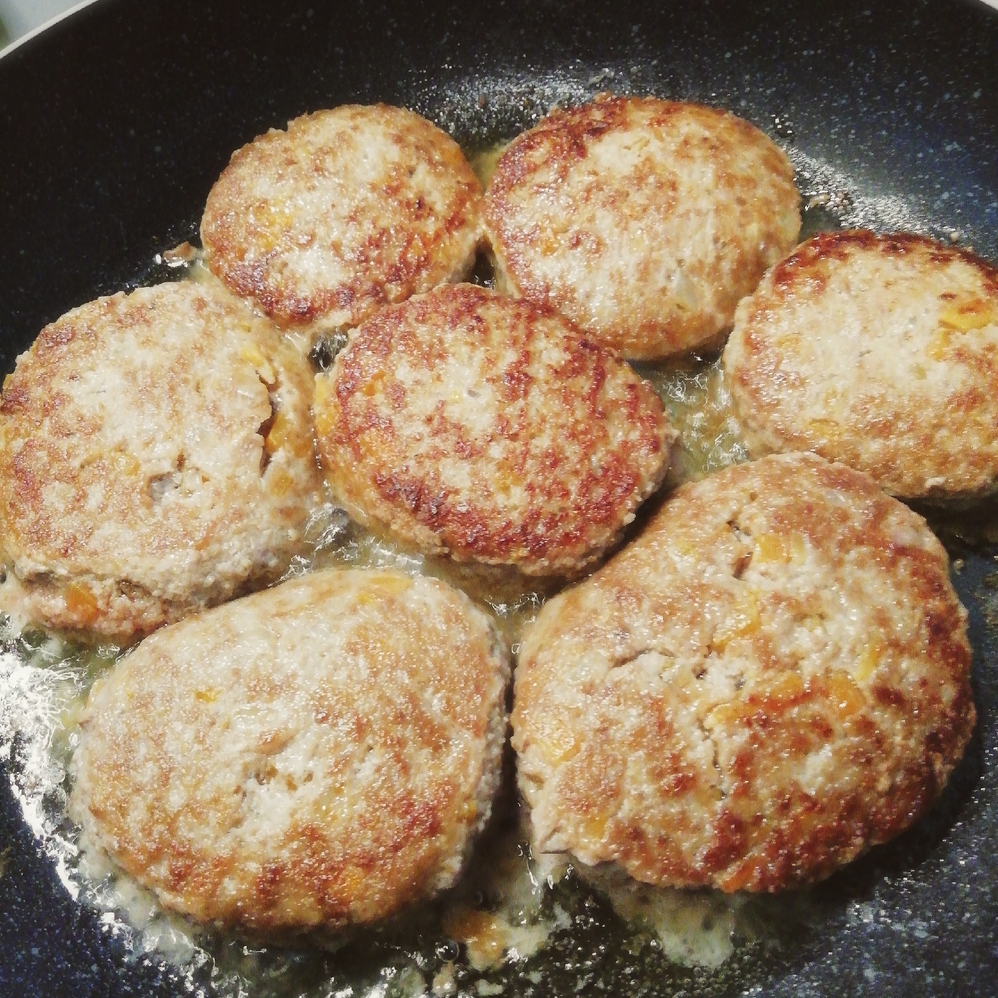 オニオンスープの素で作る！お豆腐ハンバーグ