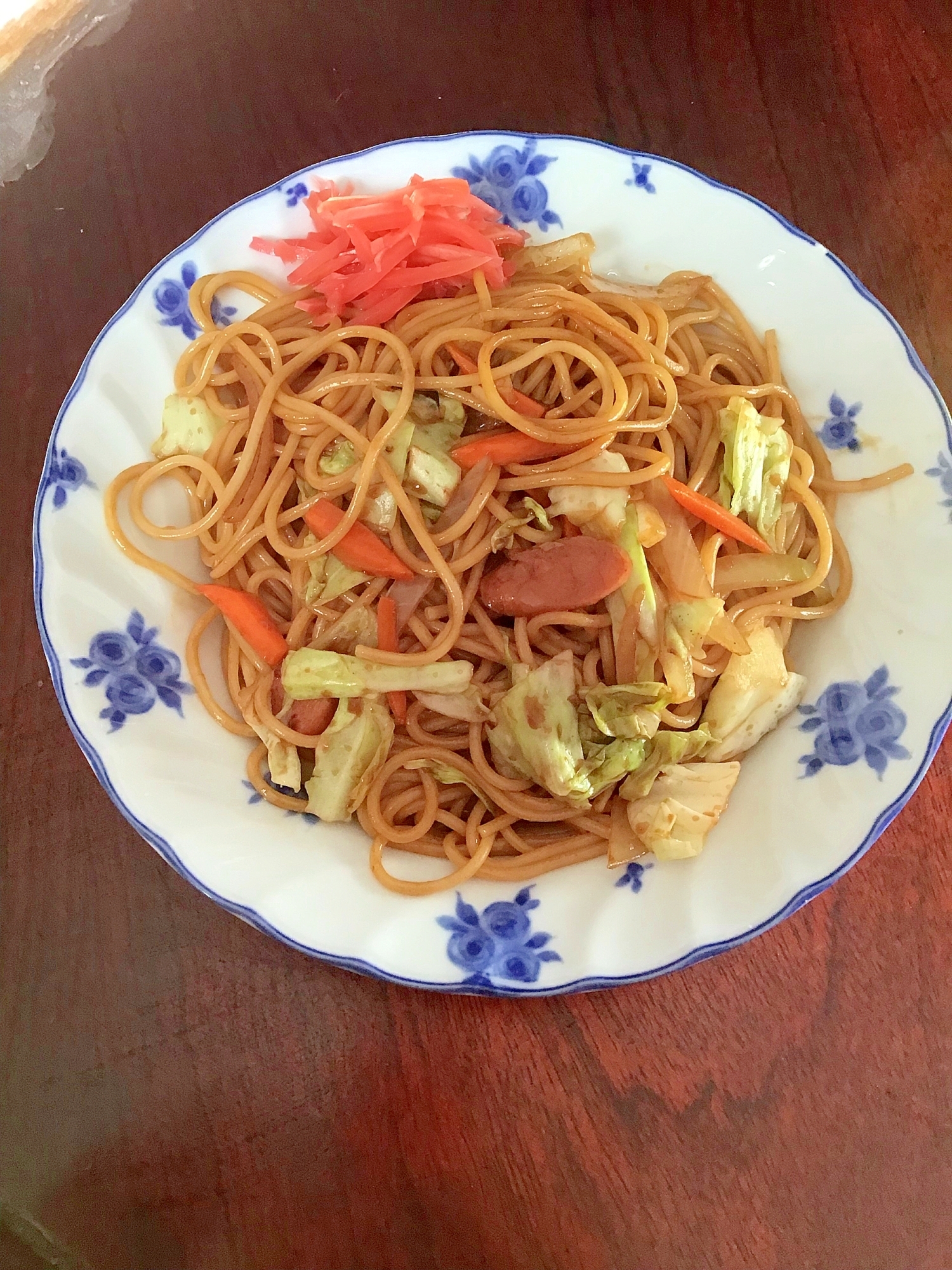 ウインナー焼きそば風スパゲティ。