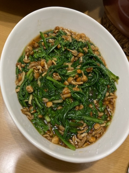 春菊となめこのお浸し