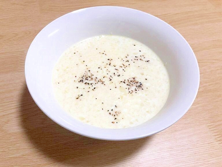 玉ねぎ大量消費！食べるオニオンクリームスープ