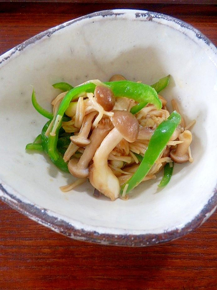 焼き肉のタレで☆しめじとえのきとピーマンの炒めもの