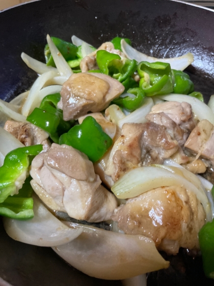 ネギの代わりに玉ねぎとピーマンを加えてみました。とても簡単に美味しくできました。またリピします。