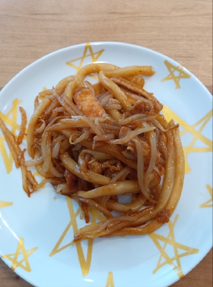 はんぺん、大根、アスパラ、焼きうどん