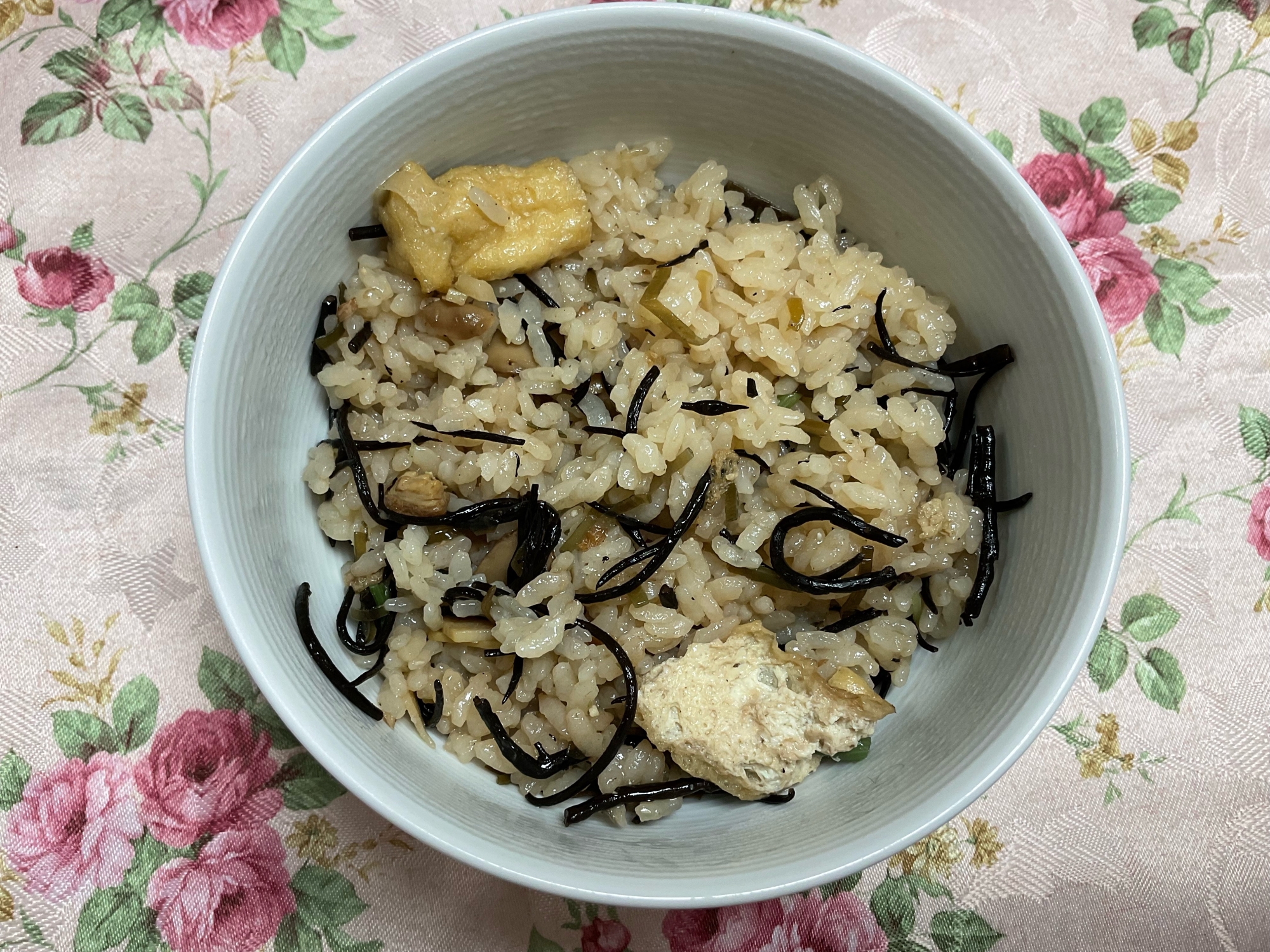 ひじきの炊き込みご飯