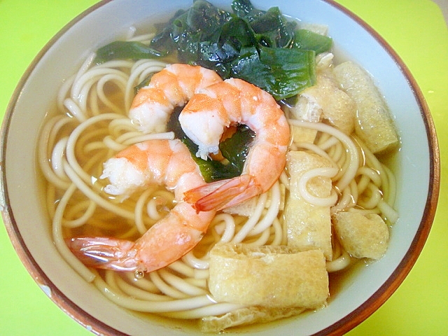 海老とわかめ油揚げのうどん