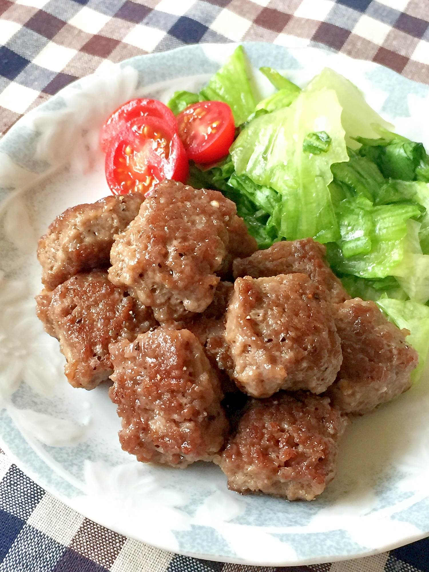 合挽き肉のサイコロステーキ レシピ 作り方 By みさきらりんず 楽天レシピ 合挽き肉のサイコロステーキ レシピ 作り方 By みさきらりんず 楽天レシピ