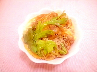 牛丼風の炒め物リメイク♪卵とじどんぶり