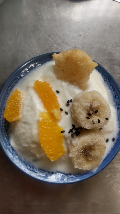 今日のヨーグルト♡バナナみかん&煎餅