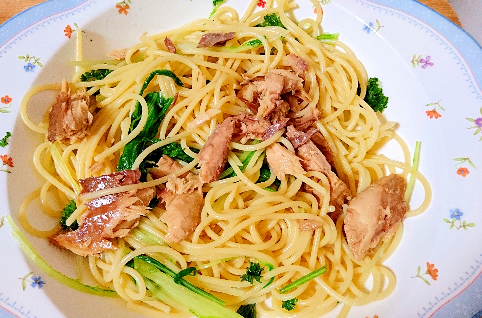 あっという間に サバ缶と水菜のレモン風味パスタ レシピ 作り方 By Lisalisa 楽天レシピ あっという間に サバ缶と水菜のレモン風味パスタ レシピ 作り方 By Lisalisa 楽天レシピ