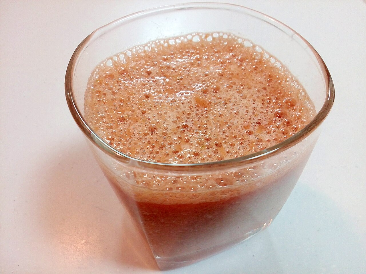 バナナと蜜柑とブロッコリースプラウトと野菜ジュース レシピ・作り方 by ぷ〜みぃまま♪｜楽天レシピ