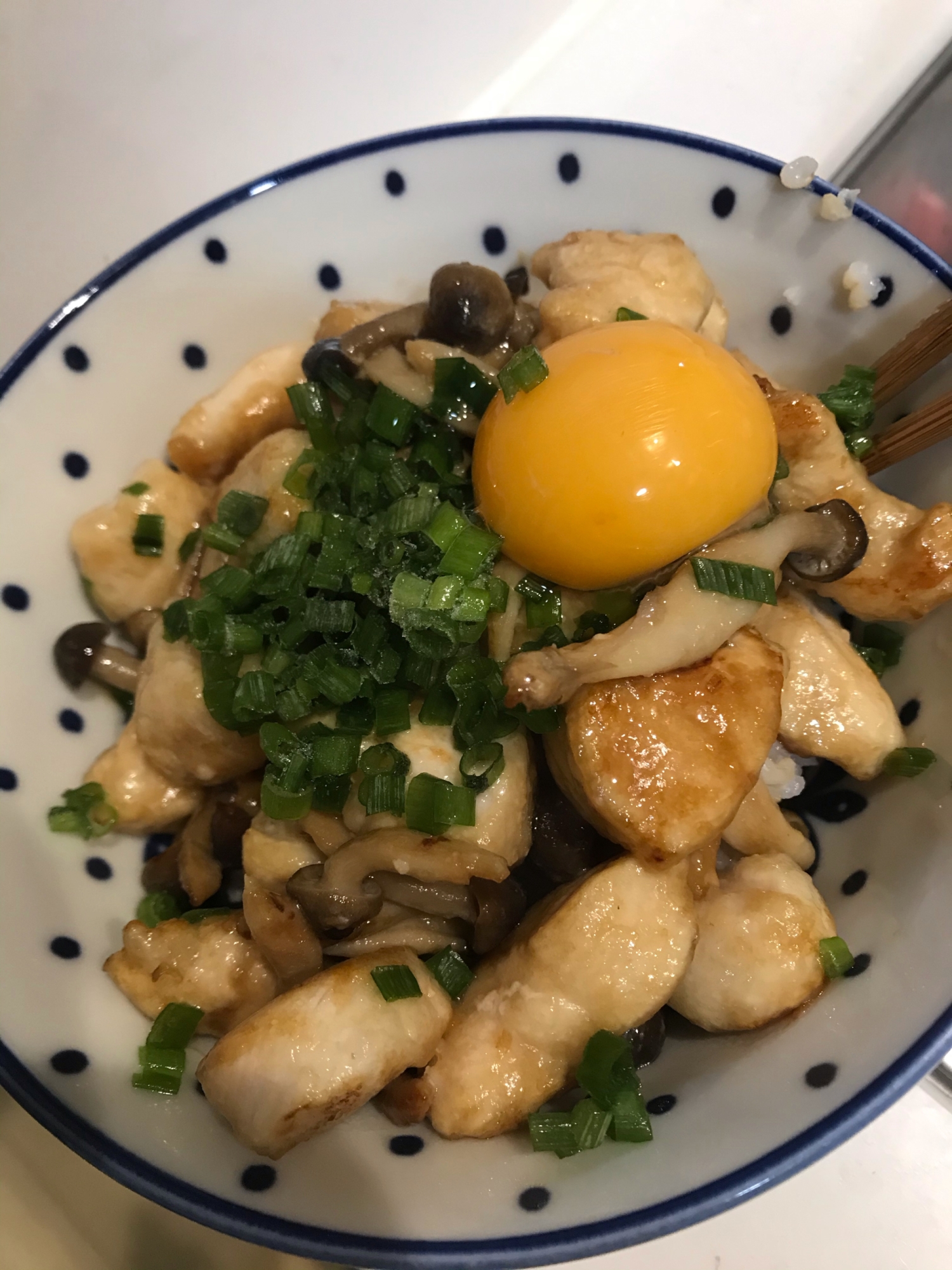 ささみとキノコのマヨポン丼