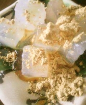 片栗粉で 5分混ぜ混ぜ わらび餅風 くず餅風 レシピ 作り方 By ヘルムート 楽天レシピ