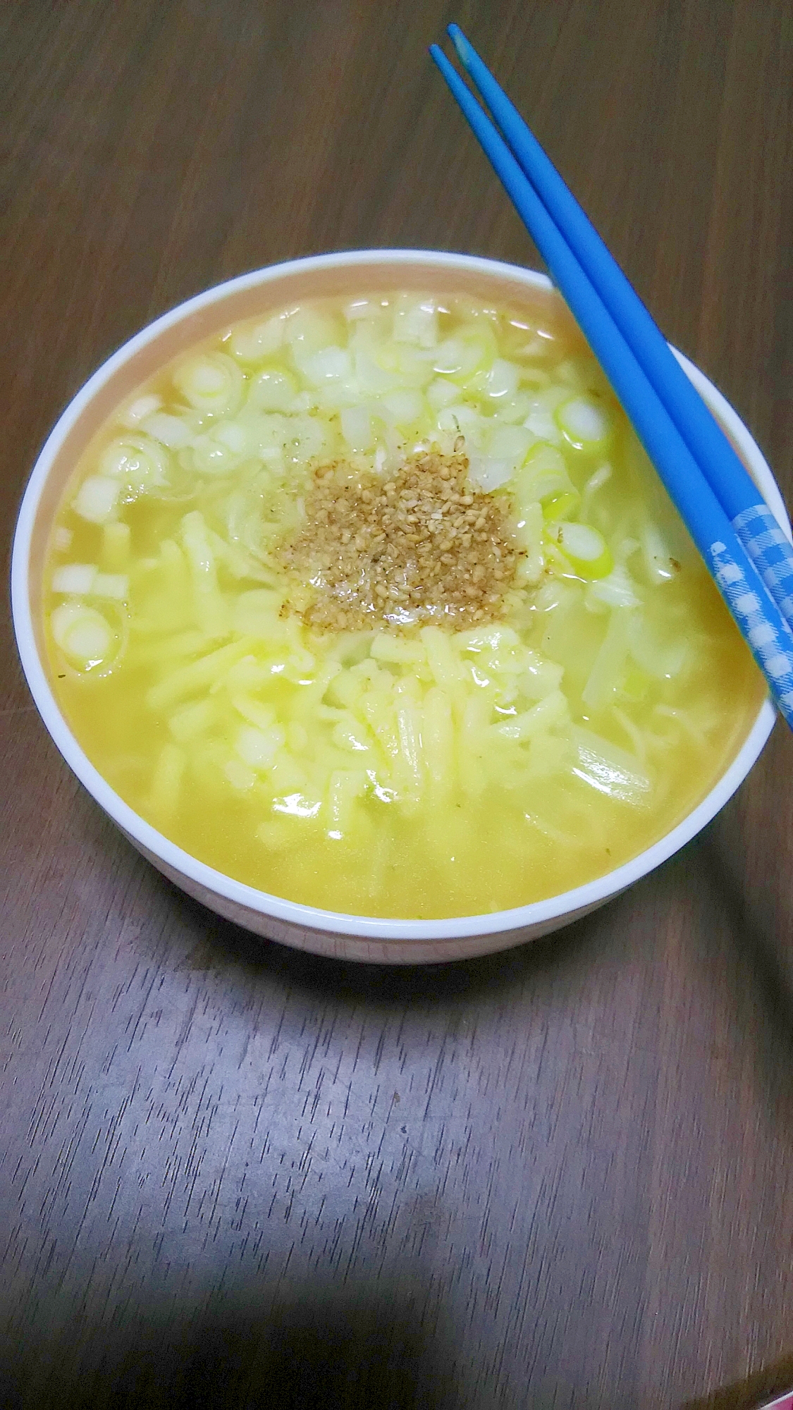 ちょい足し！ねぎとチーズの塩ラーメン♪