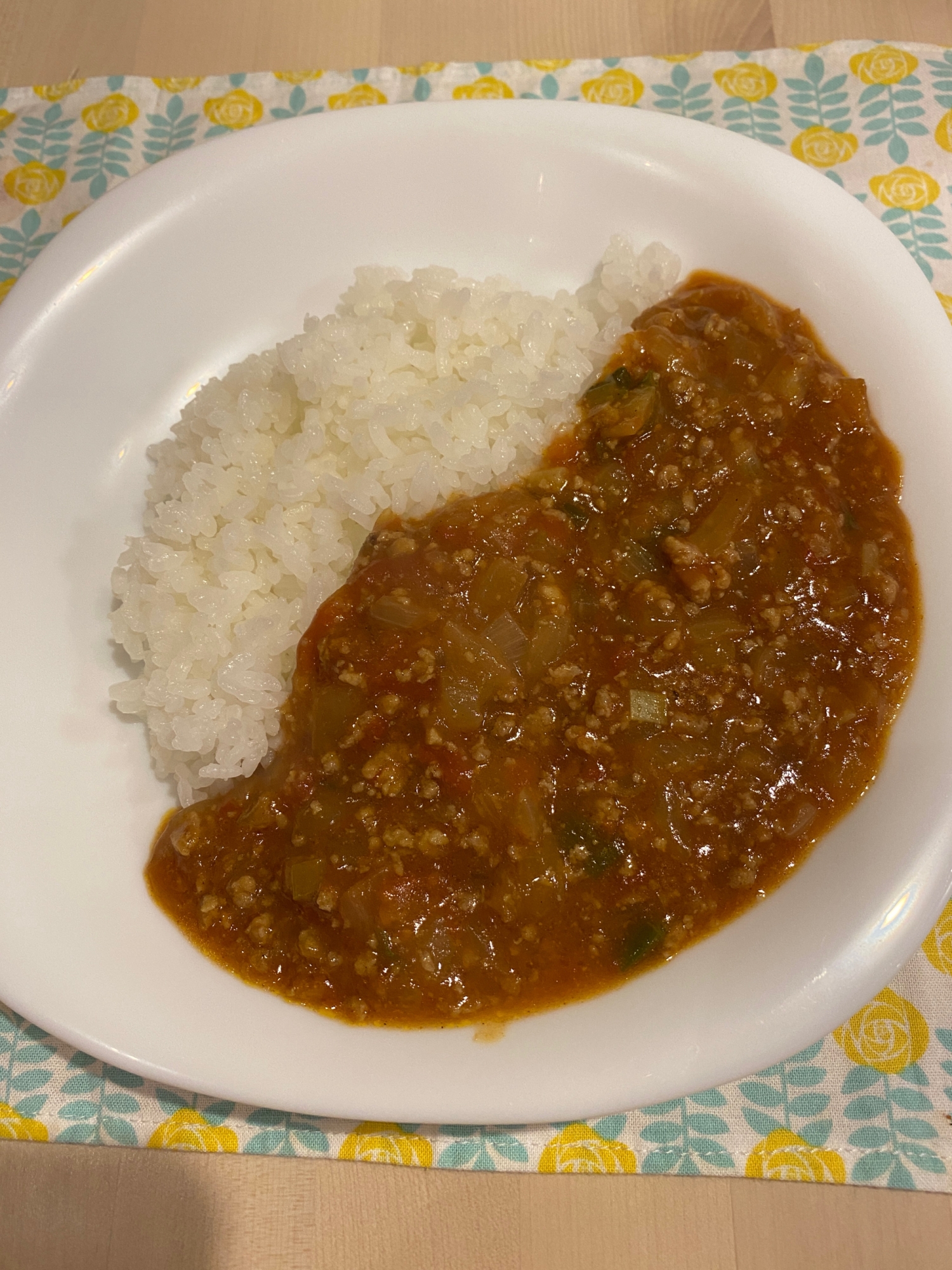 新玉ねぎたっぷり☆トマトキーマカレー