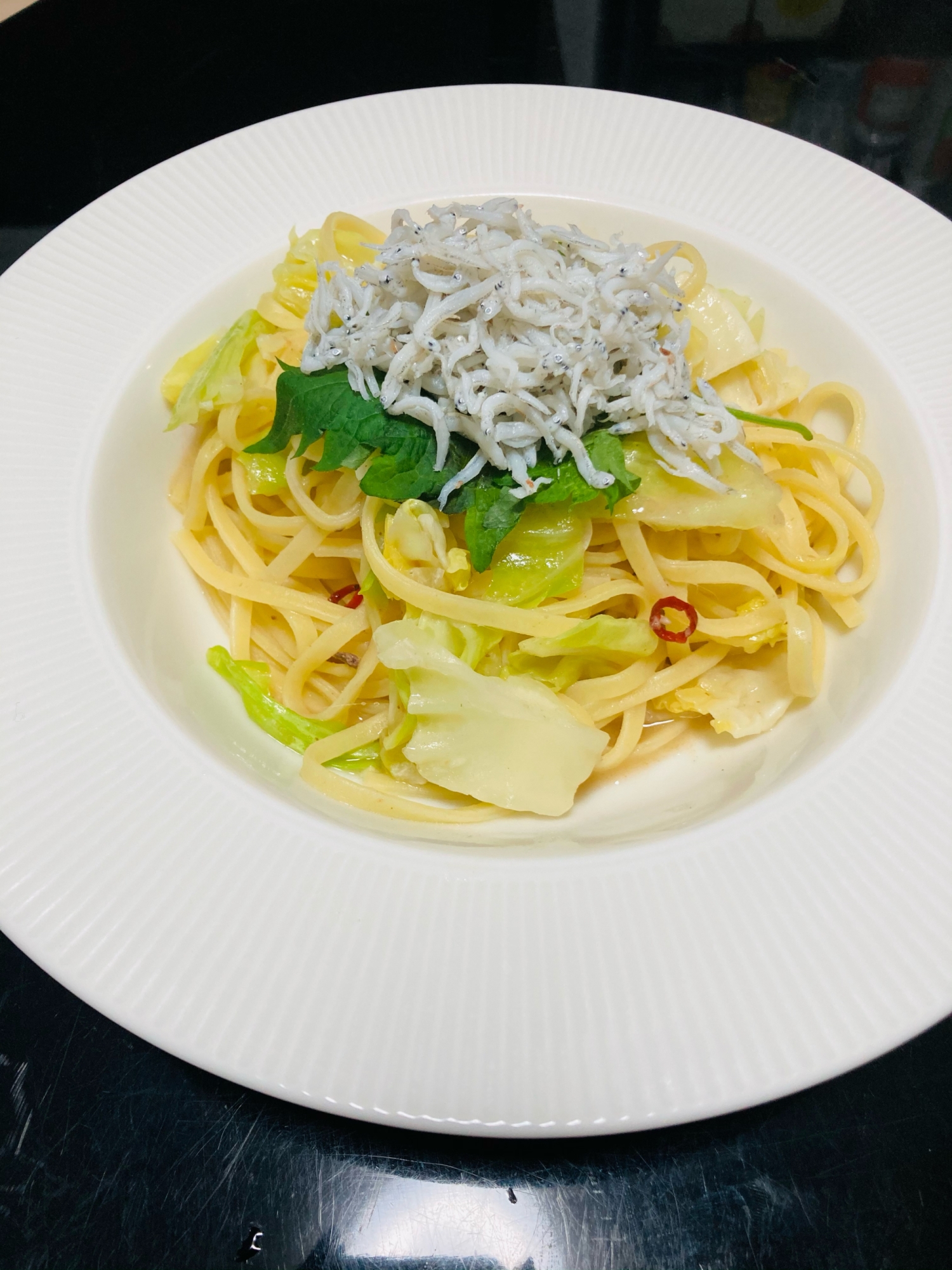 アンチョビとキャベツとシラスのパスタ