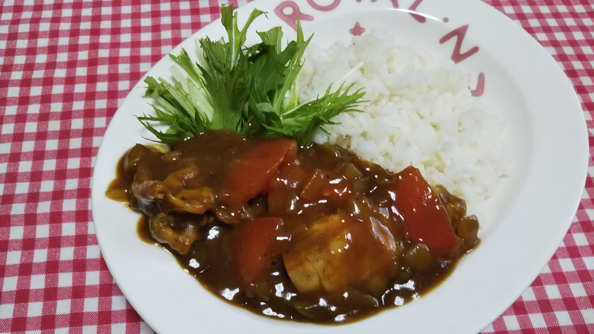 鶏もも肉とたまねぎとトマトのカレー☆