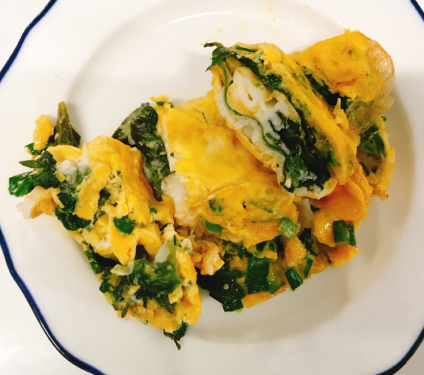 大葉とニラ入り卵焼き♪