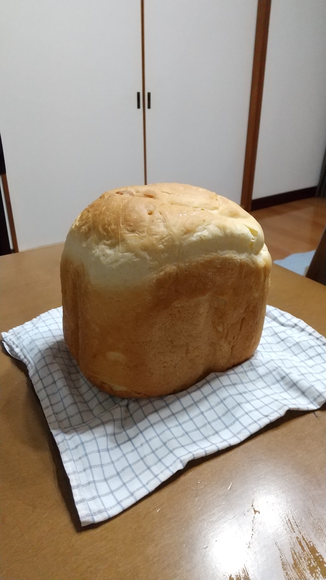 シロカのホームベーカリーでミルク食パン
