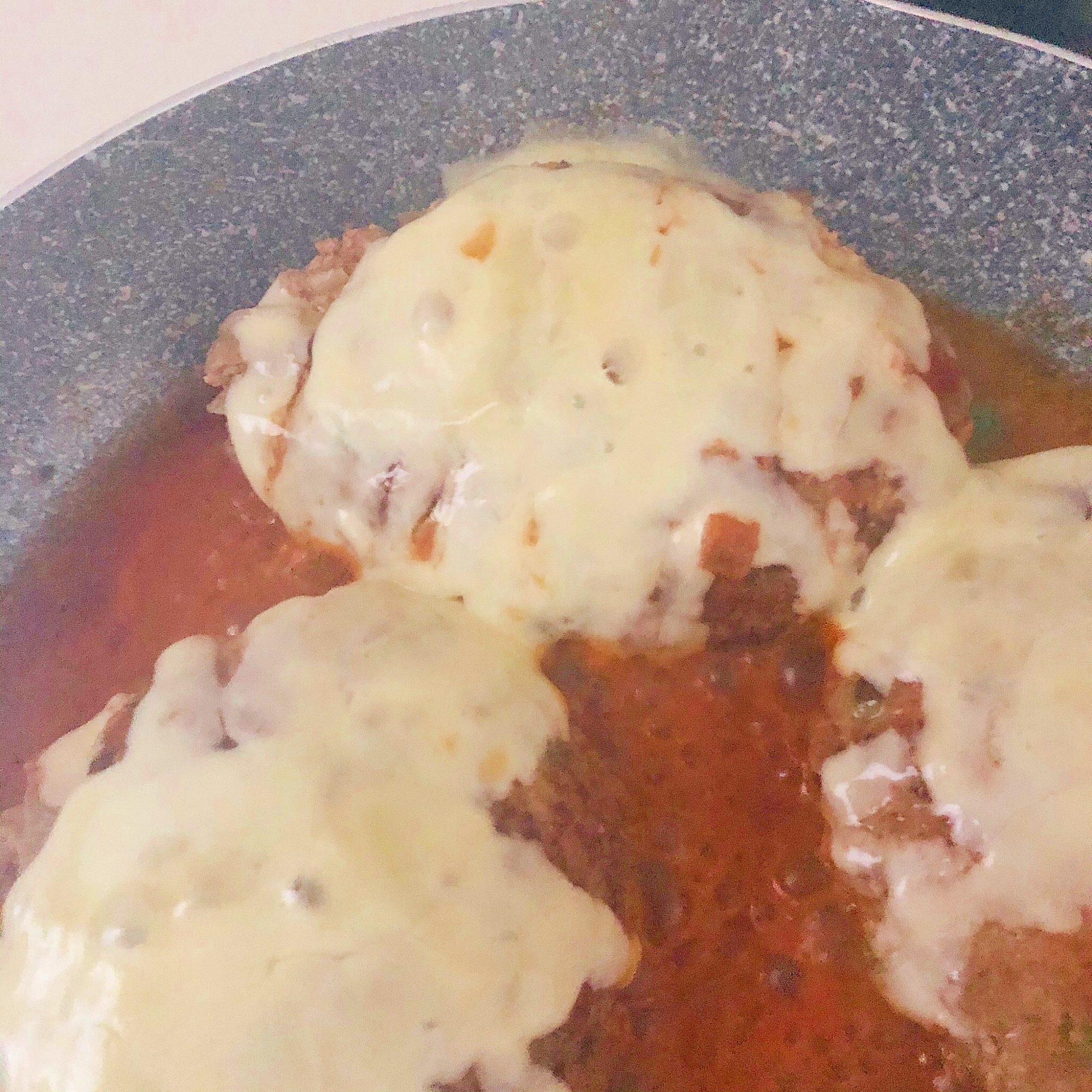 チーズたっぷりハンバーグ レシピ 作り方 By さくらぐみ 楽天レシピ
