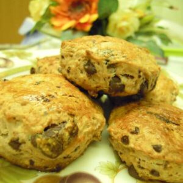 イチゴジャム入りチョコチップスコーン レシピ 作り方 By まぁキョロ 楽天レシピ イチゴジャム入りチョコチップスコーン レシピ 作り方 By まぁキョロ 楽天レシピ