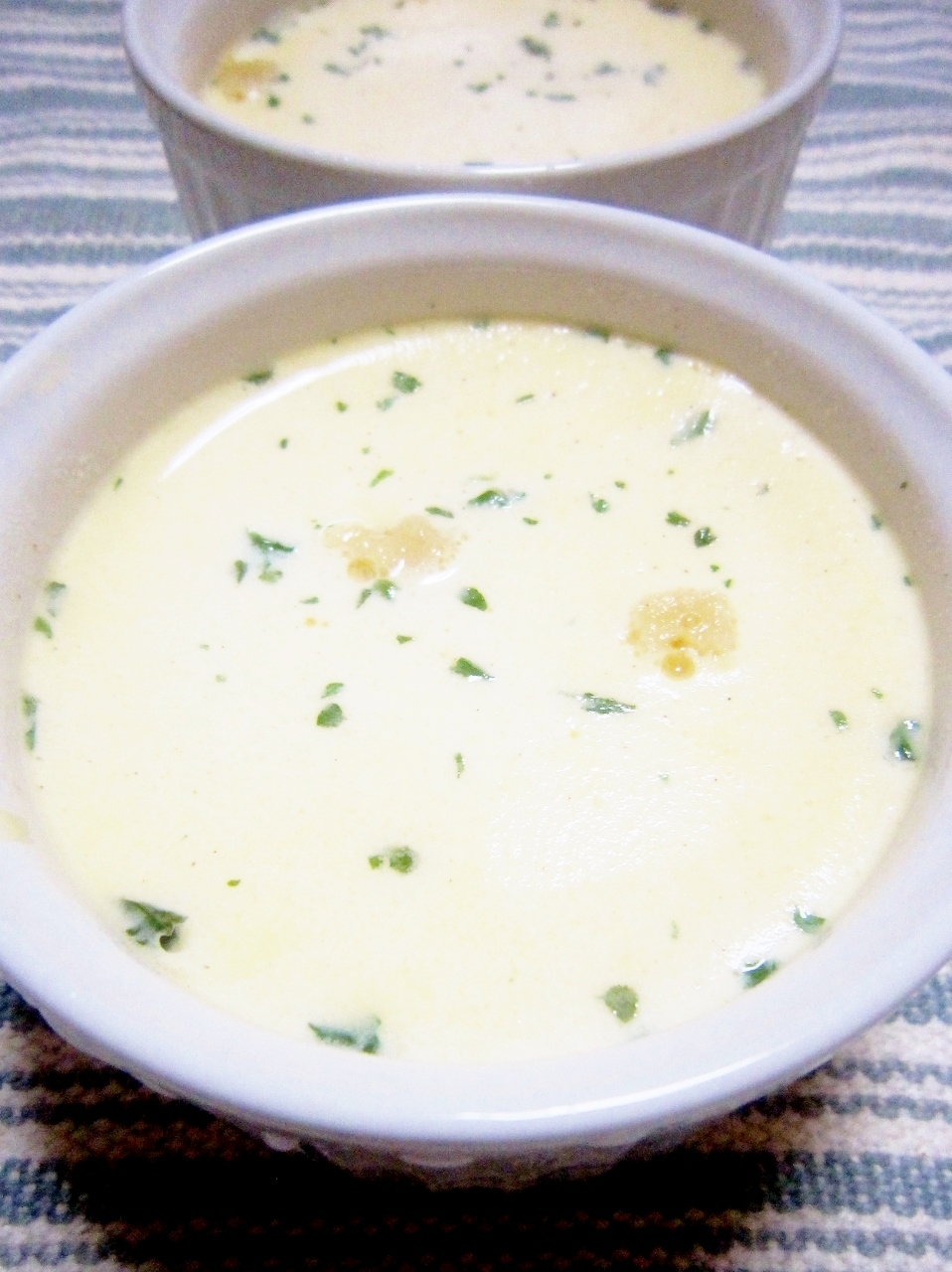 スープの素と卵だけde簡単一品！茶碗蒸し風
