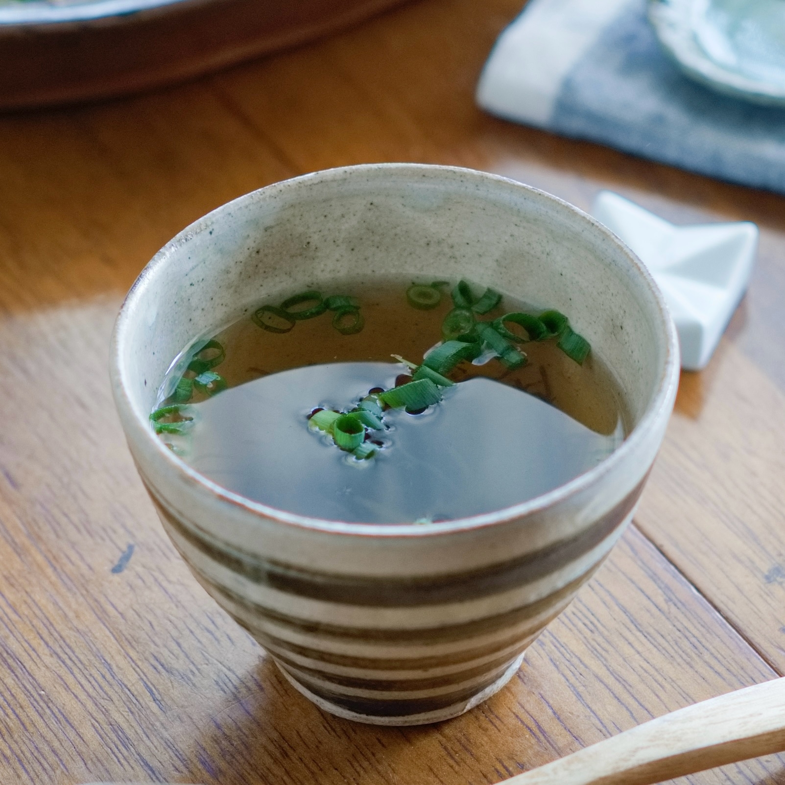もずくの吸いもの【和食・汁物】