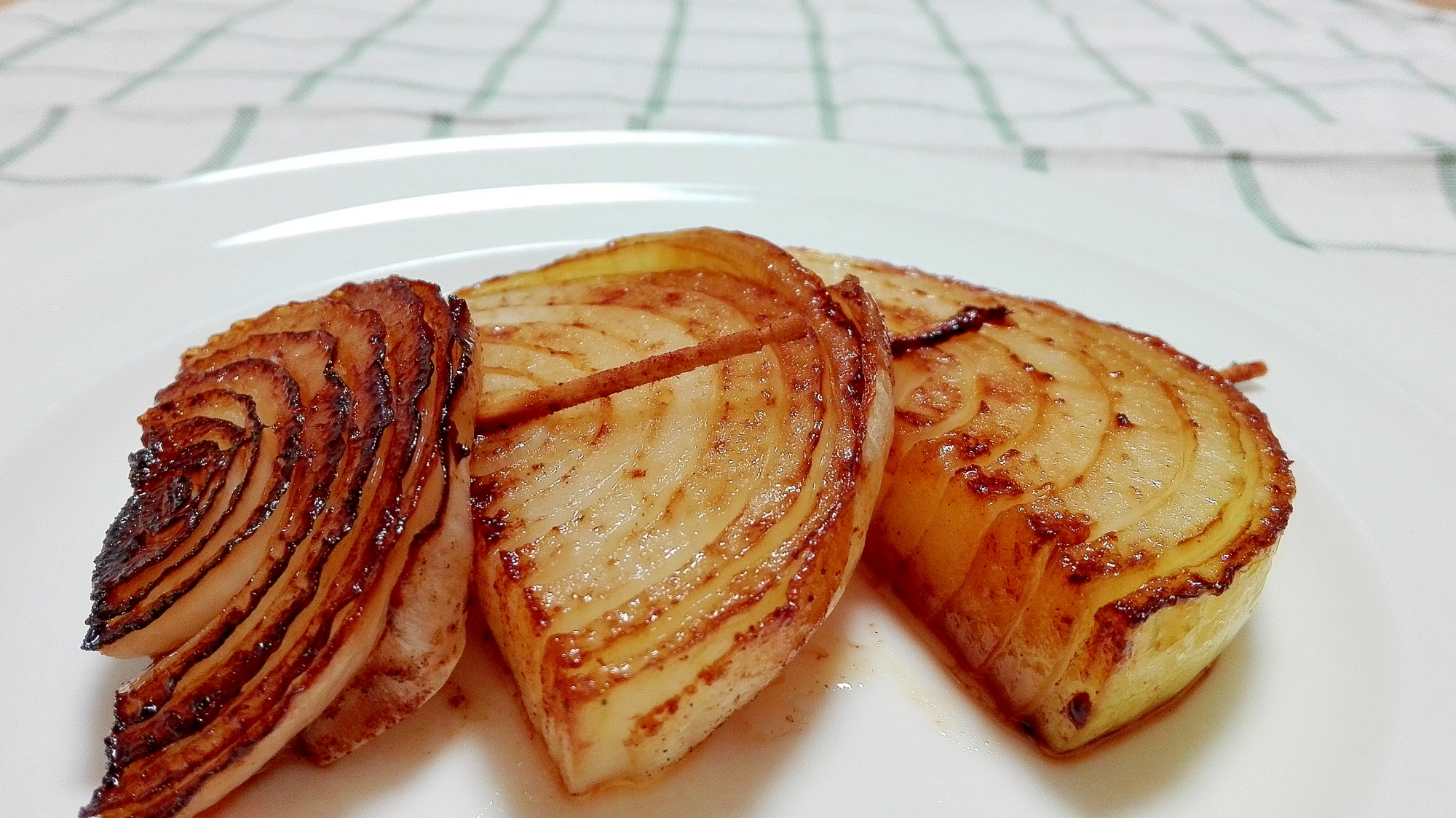 甘い旨い!玉ねぎのバターしょうゆ焼き