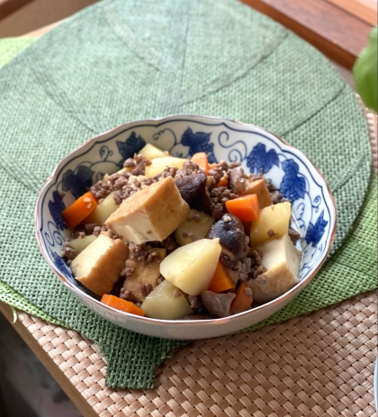 〜じゃがいもと厚揚げの煮物〜