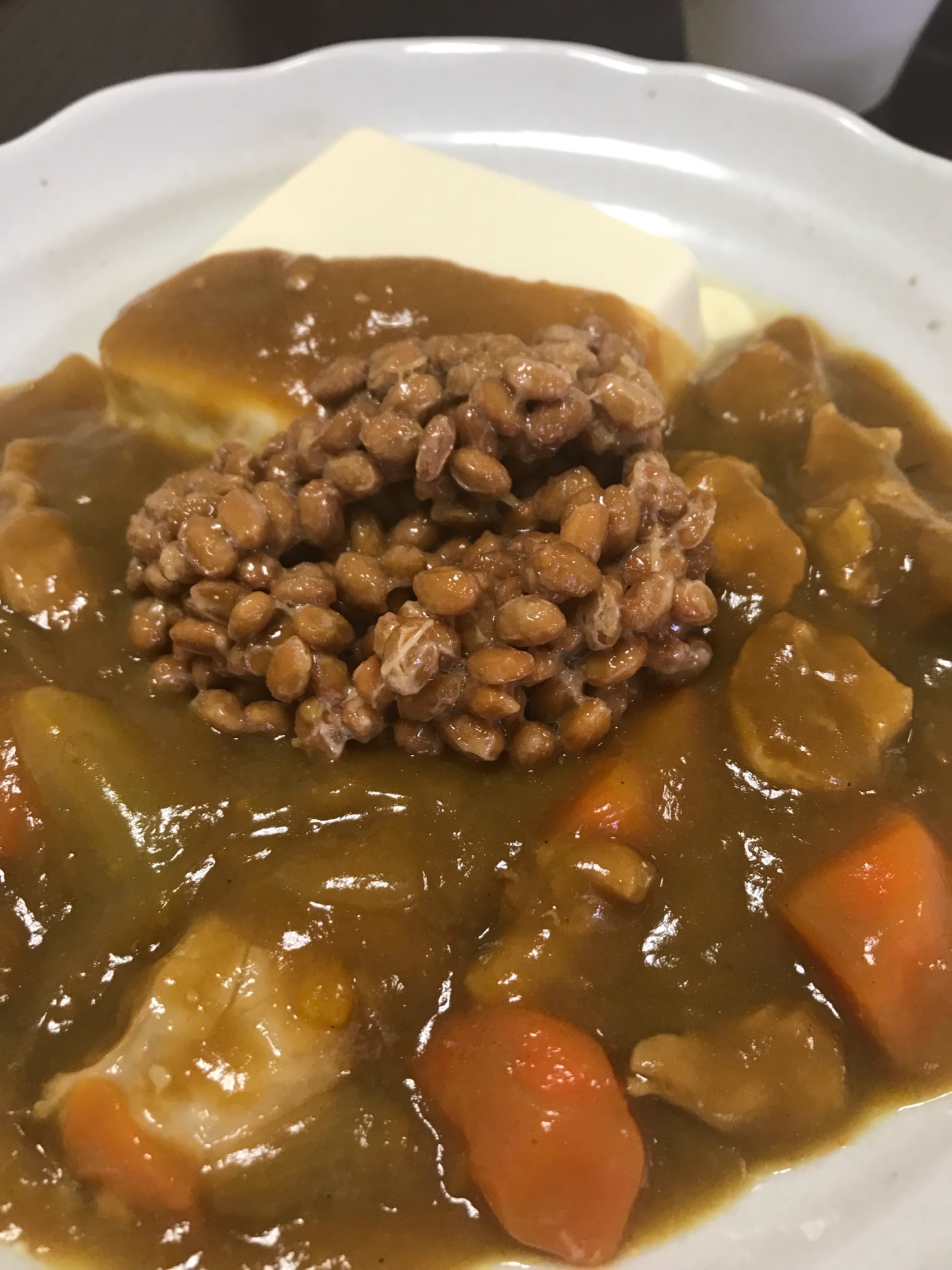 ご飯の代わりに豆腐で納豆カレー