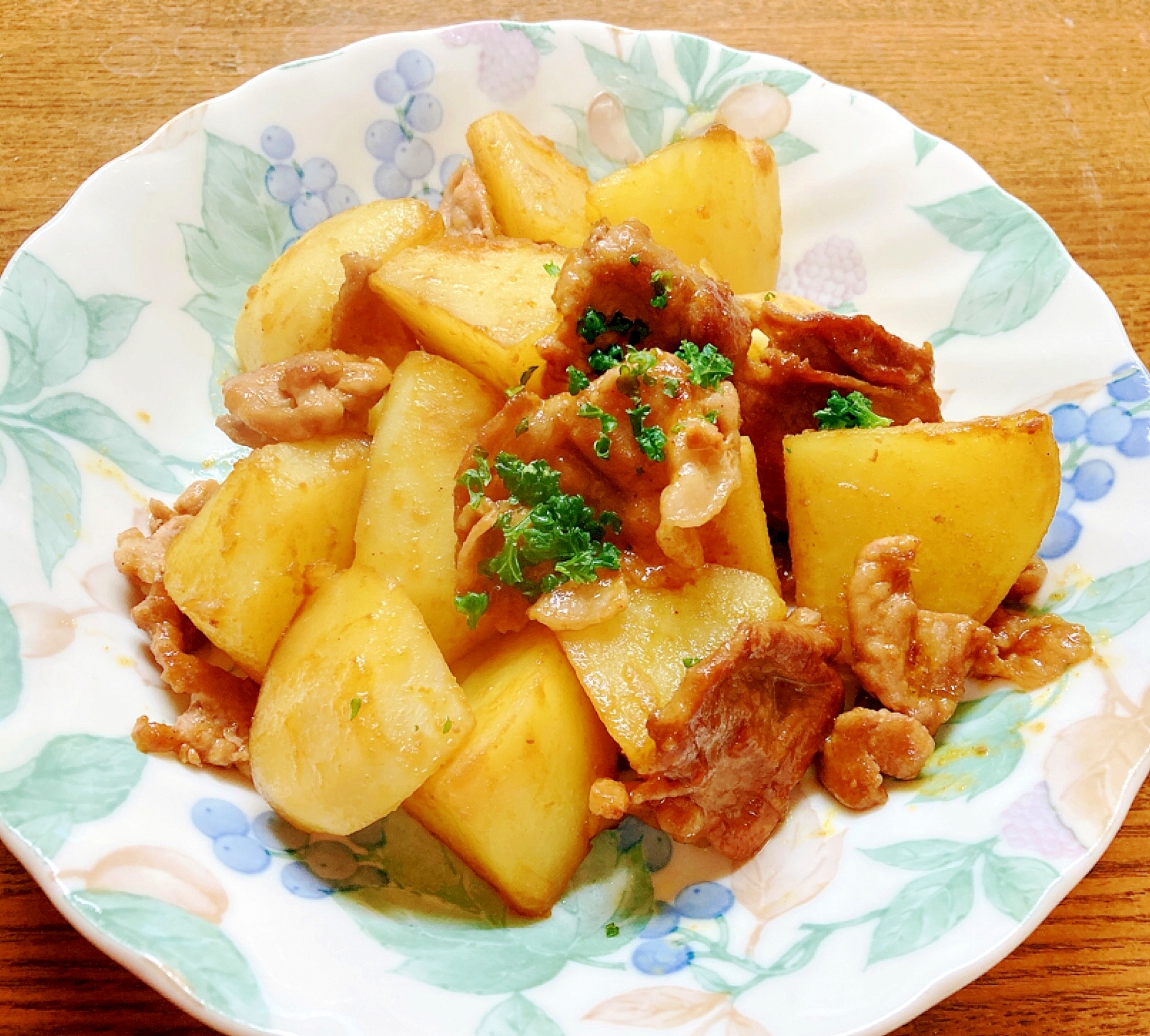 じゃが芋と豚肉の甘辛カレー炒め