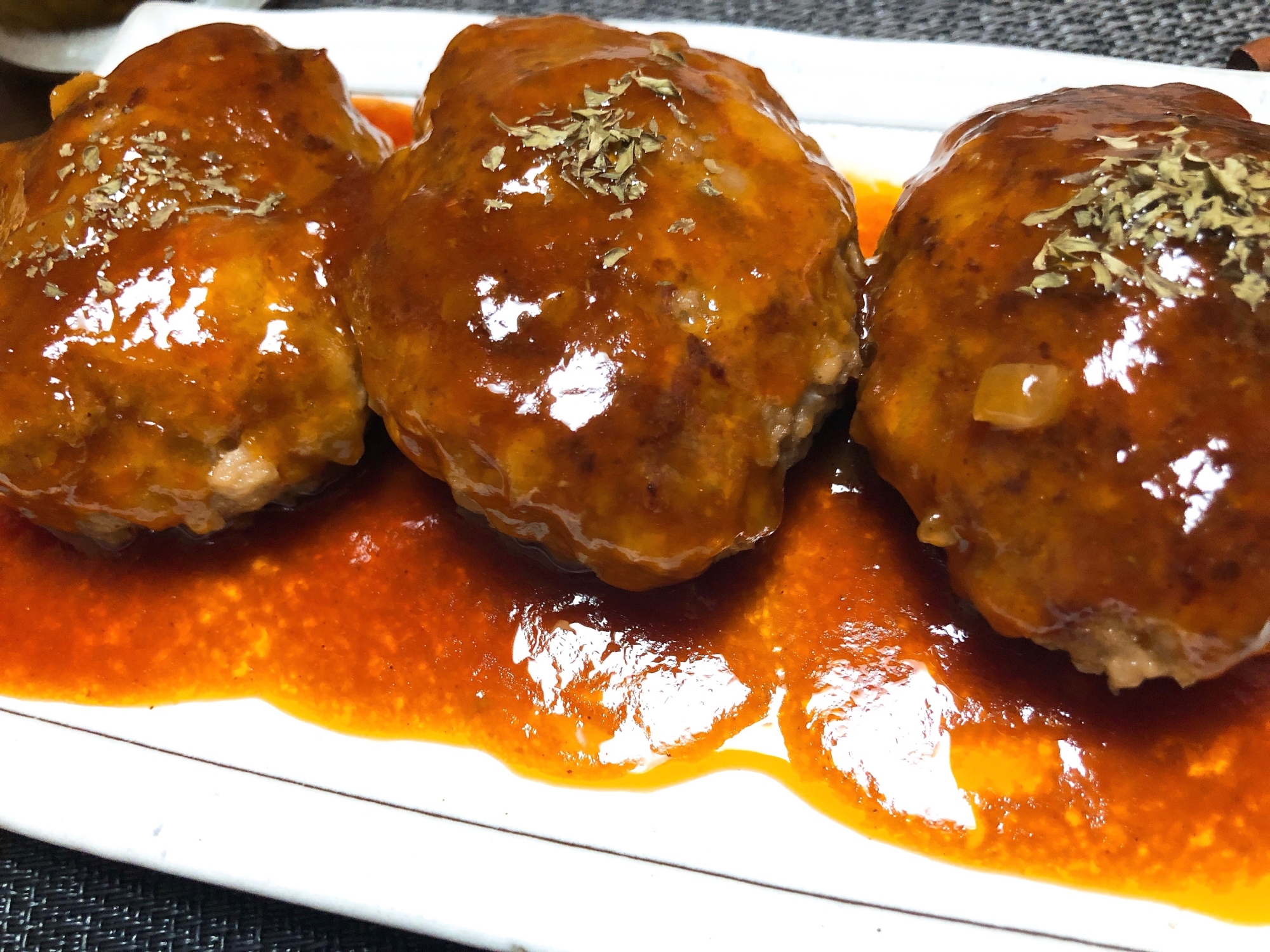 ひと手間プラスで抜群ジューシー粗挽きハンバーグ レシピ 作り方 By すんばび 楽天レシピ