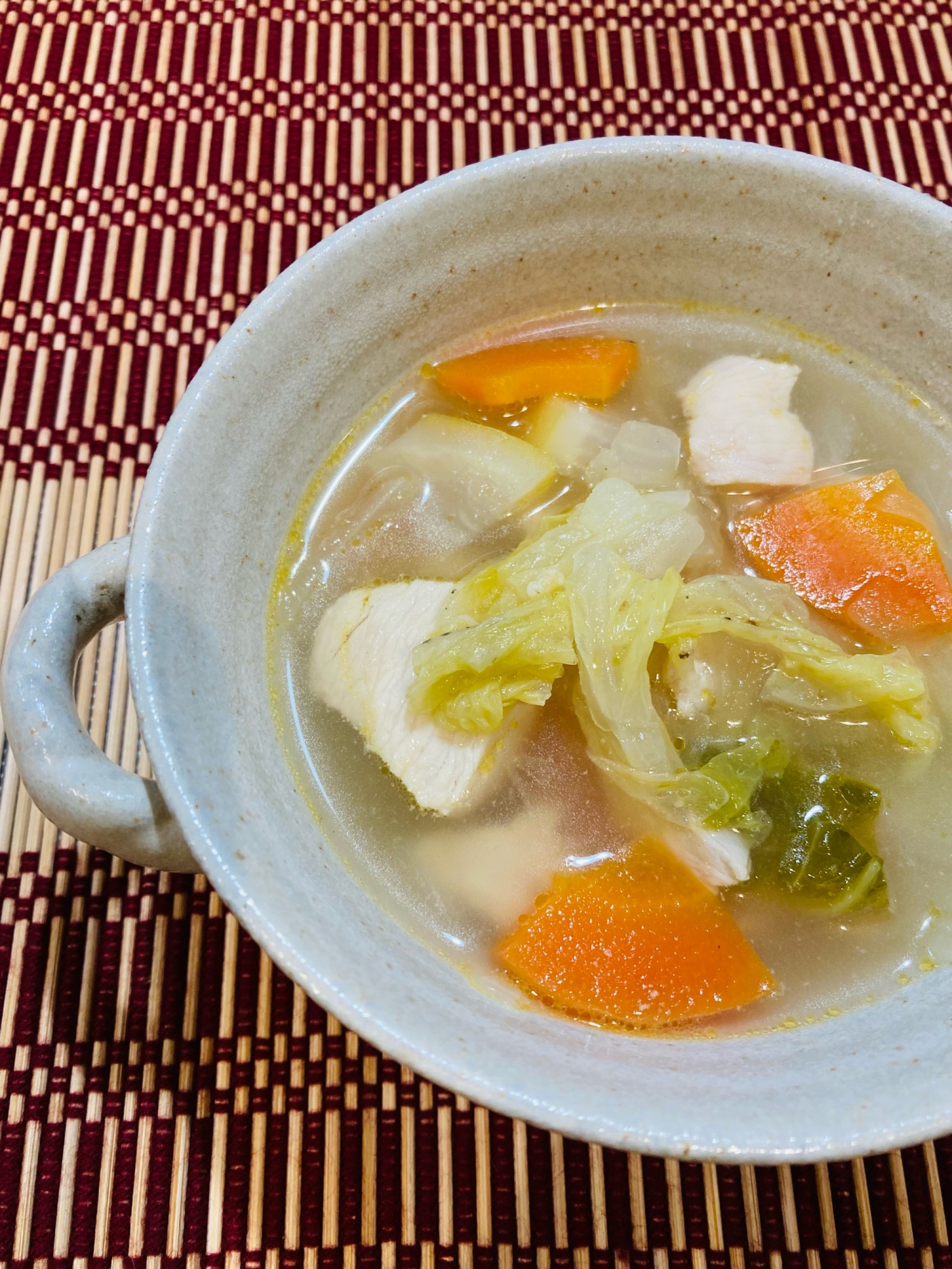 ♦️体を整えるのにオススメ！簡単 野菜スープ