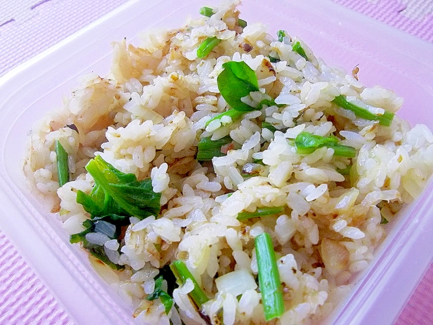 鉄分&カルシウム☆ほうれん草と桜えびの炒飯☆