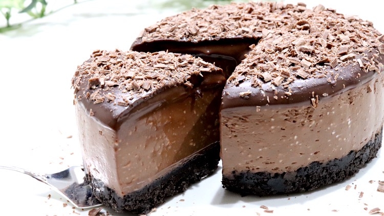材料4つ混ぜるだけ生チョコチーズケーキ