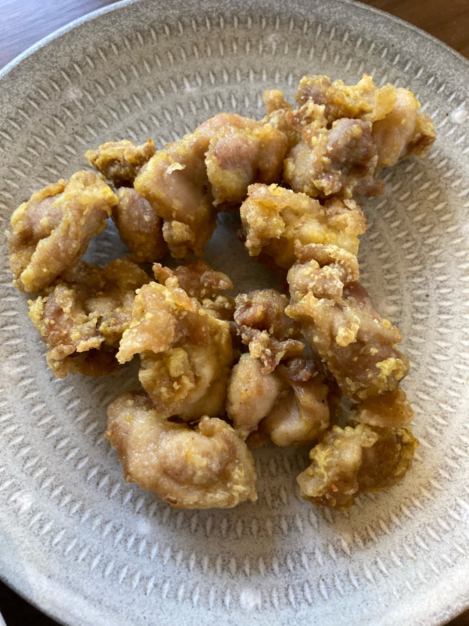 鳥もも肉の唐揚げカレー風味