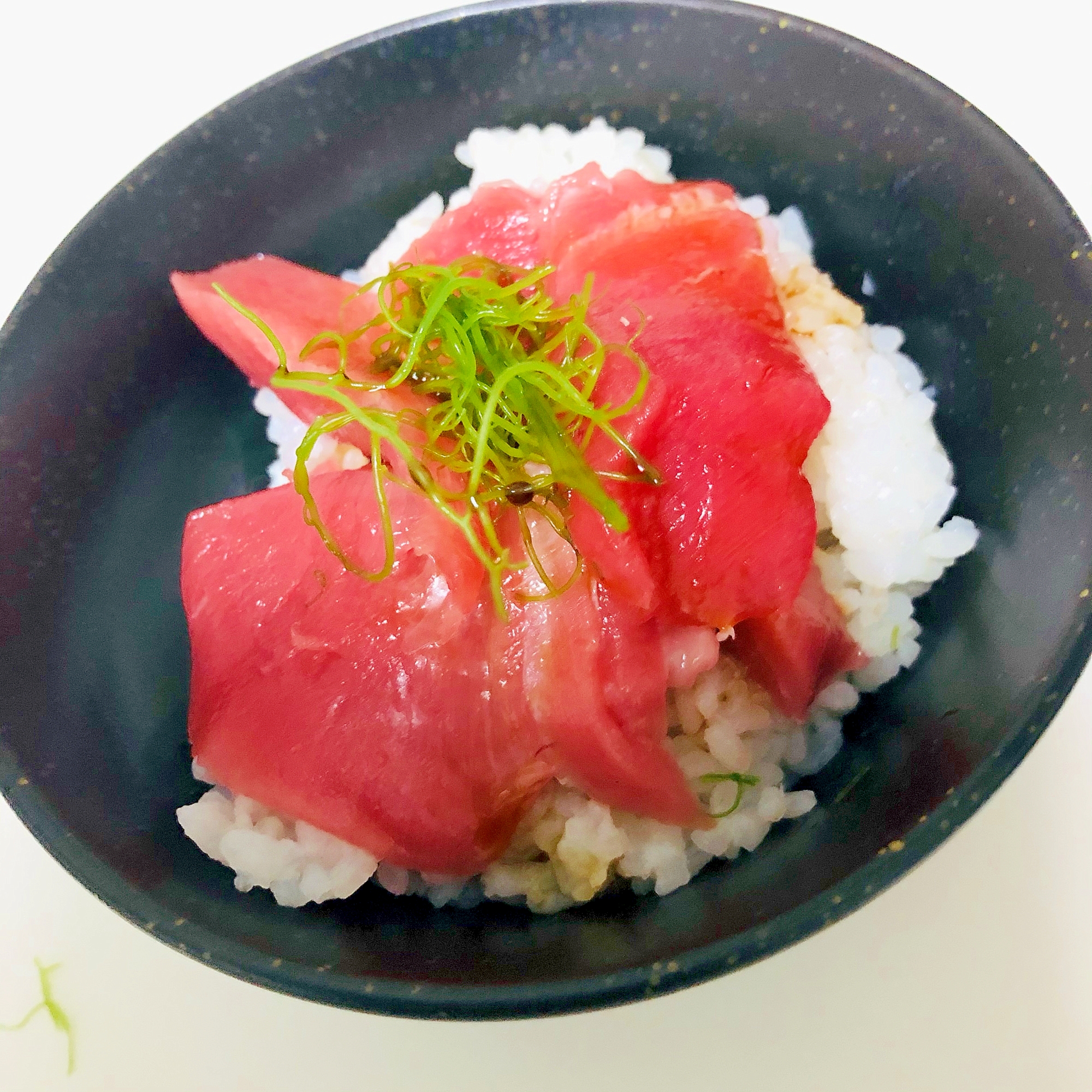 マグロのぶつ切り丼