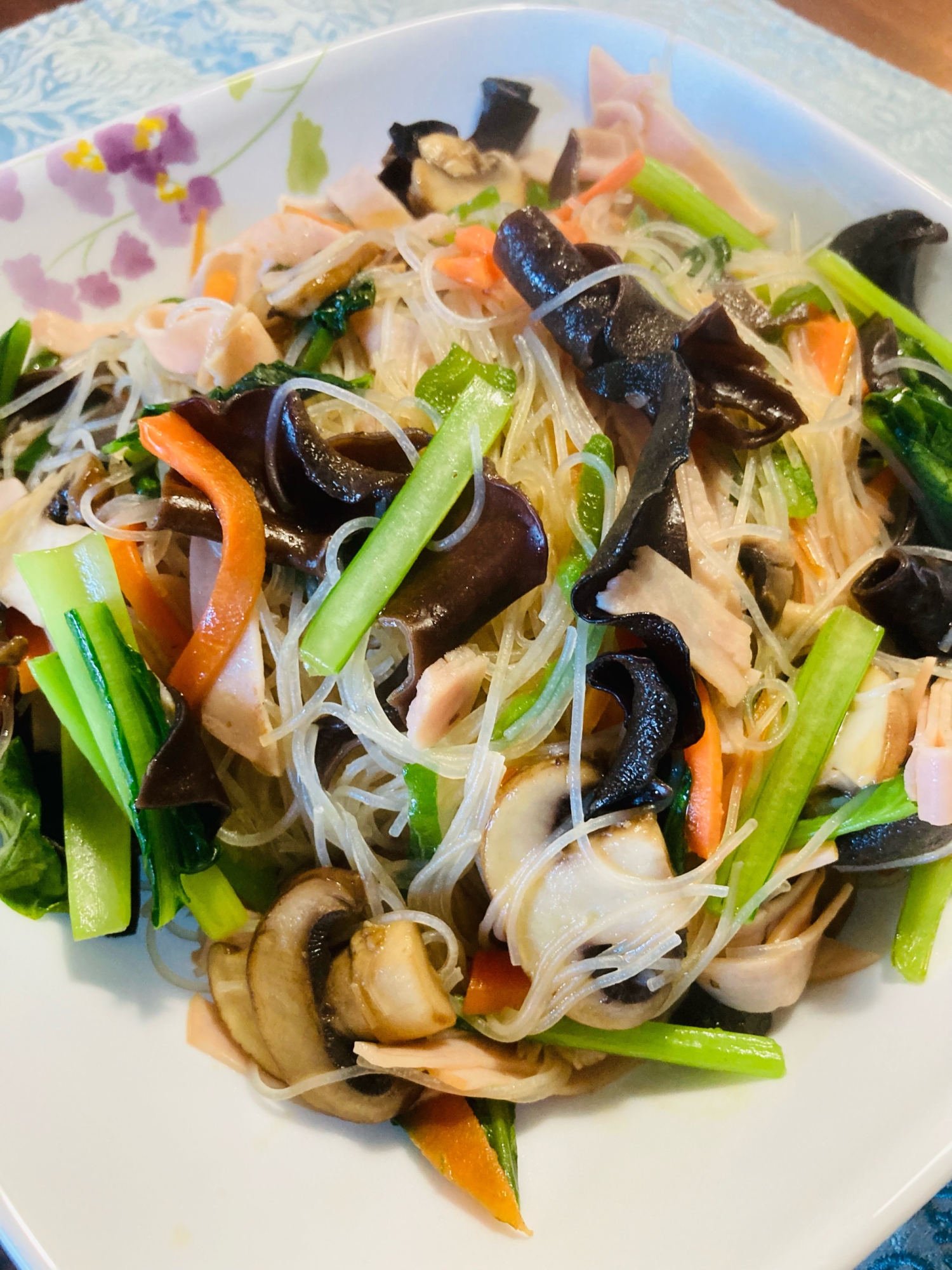 野菜たっぷり焼きビーフン