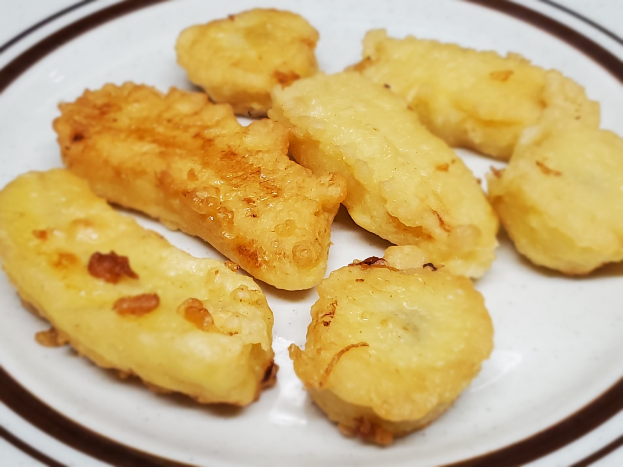 バナナフリッター（バナナの天ぷら）