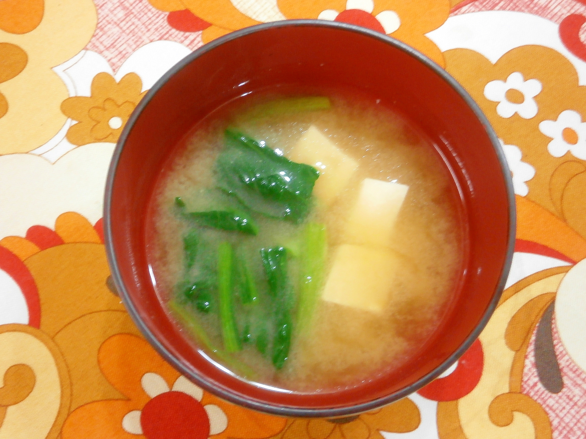豆腐・小松菜の味噌汁