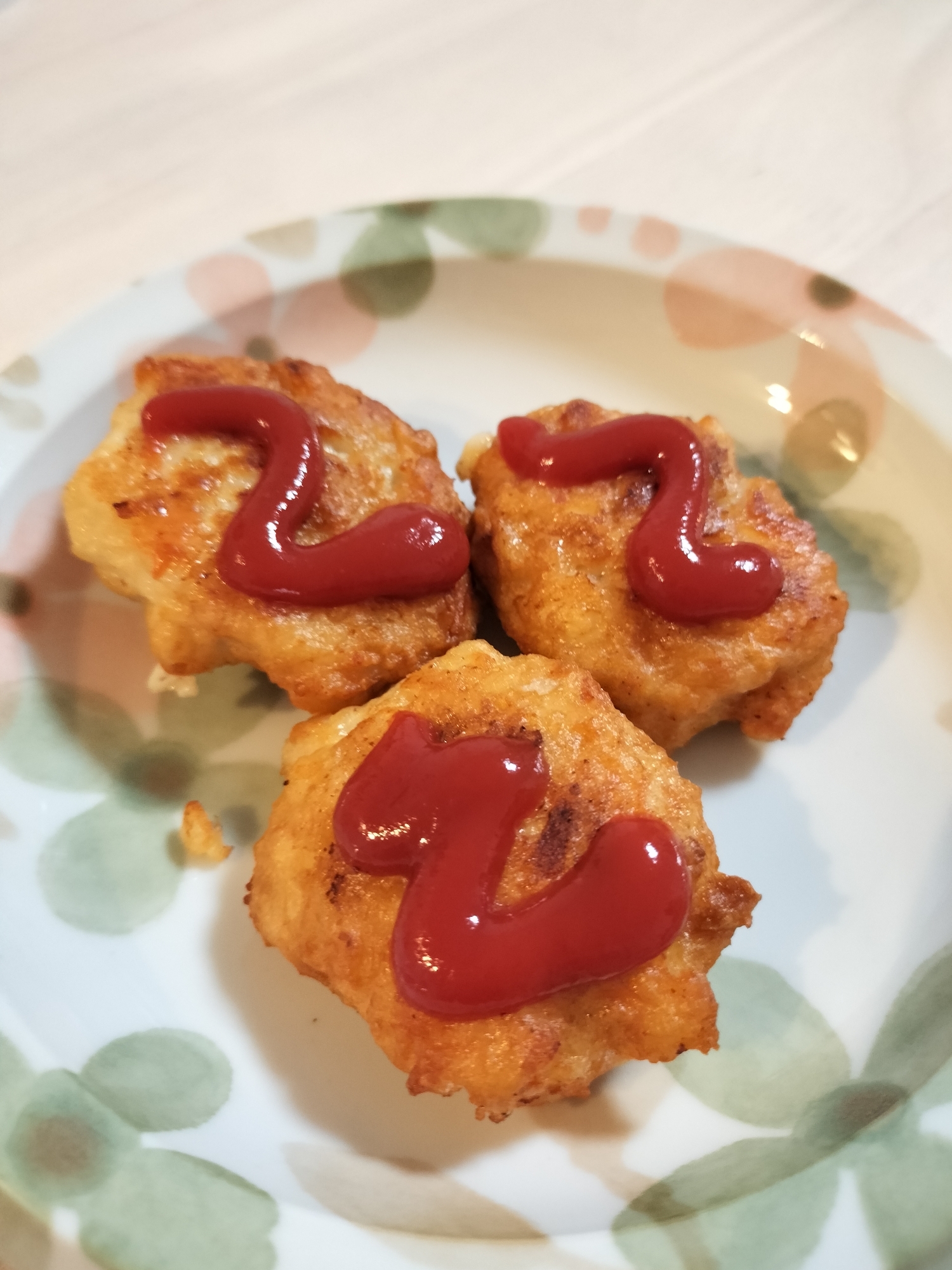 肉感しっかりめ　かさ増しチキンナゲット