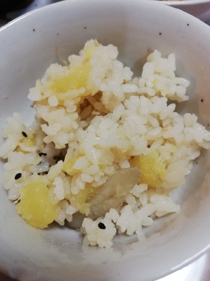 サツマイモご飯、甘くてとても美味しかったです(^-^)