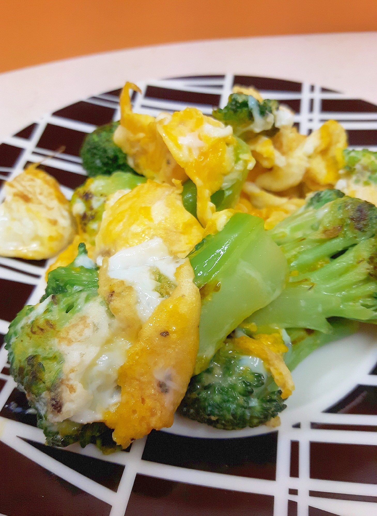 子供が喜ぶ(^^)ブロッコリーのチーズ卵炒め♪