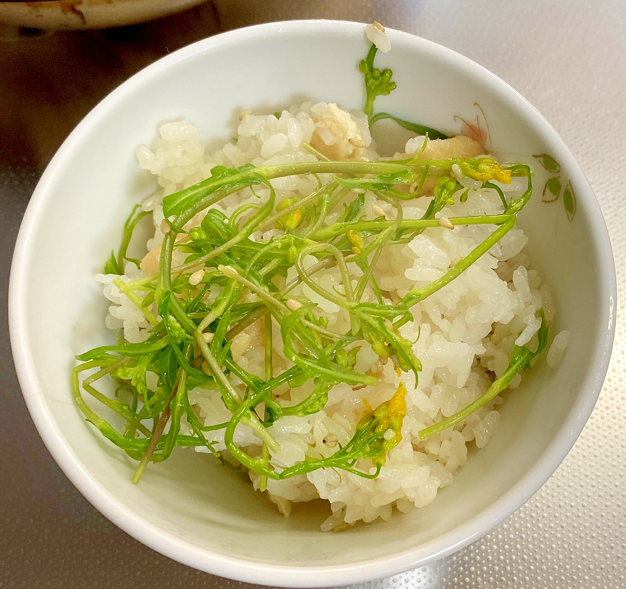 お庭の収穫で、菜の花ご飯