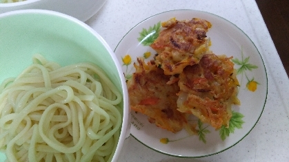 今日のお昼ご飯です◎
出かけるので子供用に作り置き。
お野菜が美味しくとれるのが良いですね