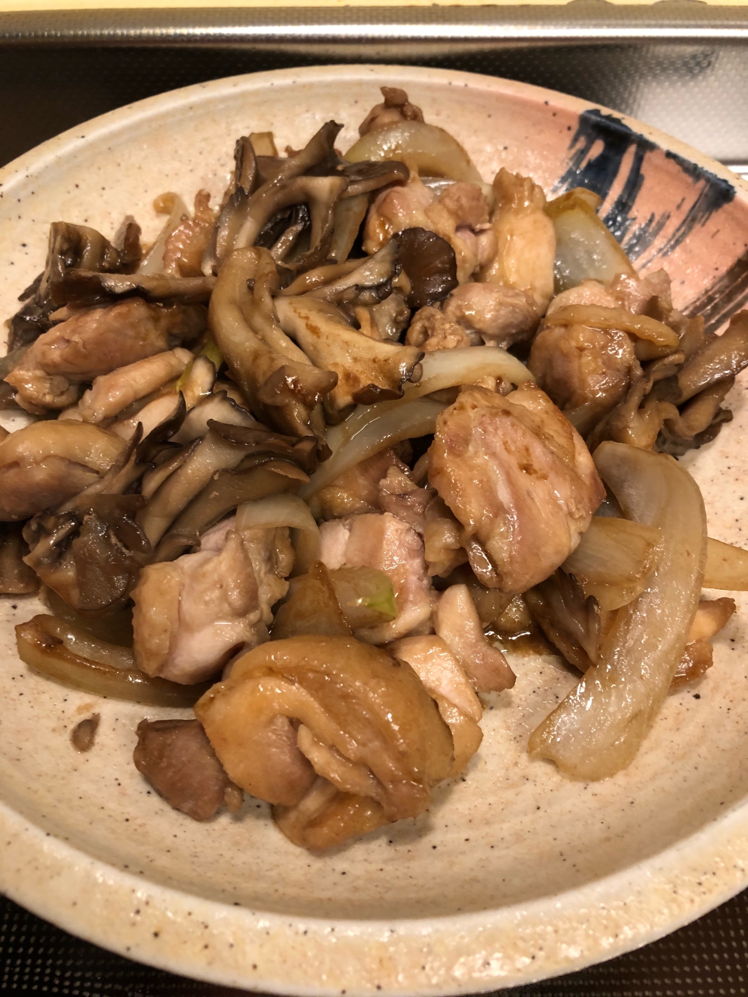 芝麻醤のコクが美味しい♪鶏肉と舞茸の中華炒め^_^