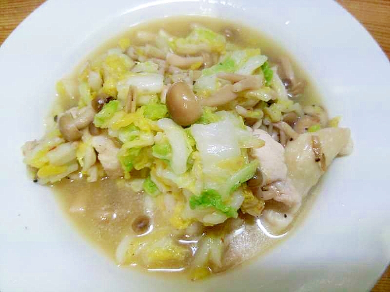 白菜しめじ鶏むね肉のぴり辛炒め/スープ味