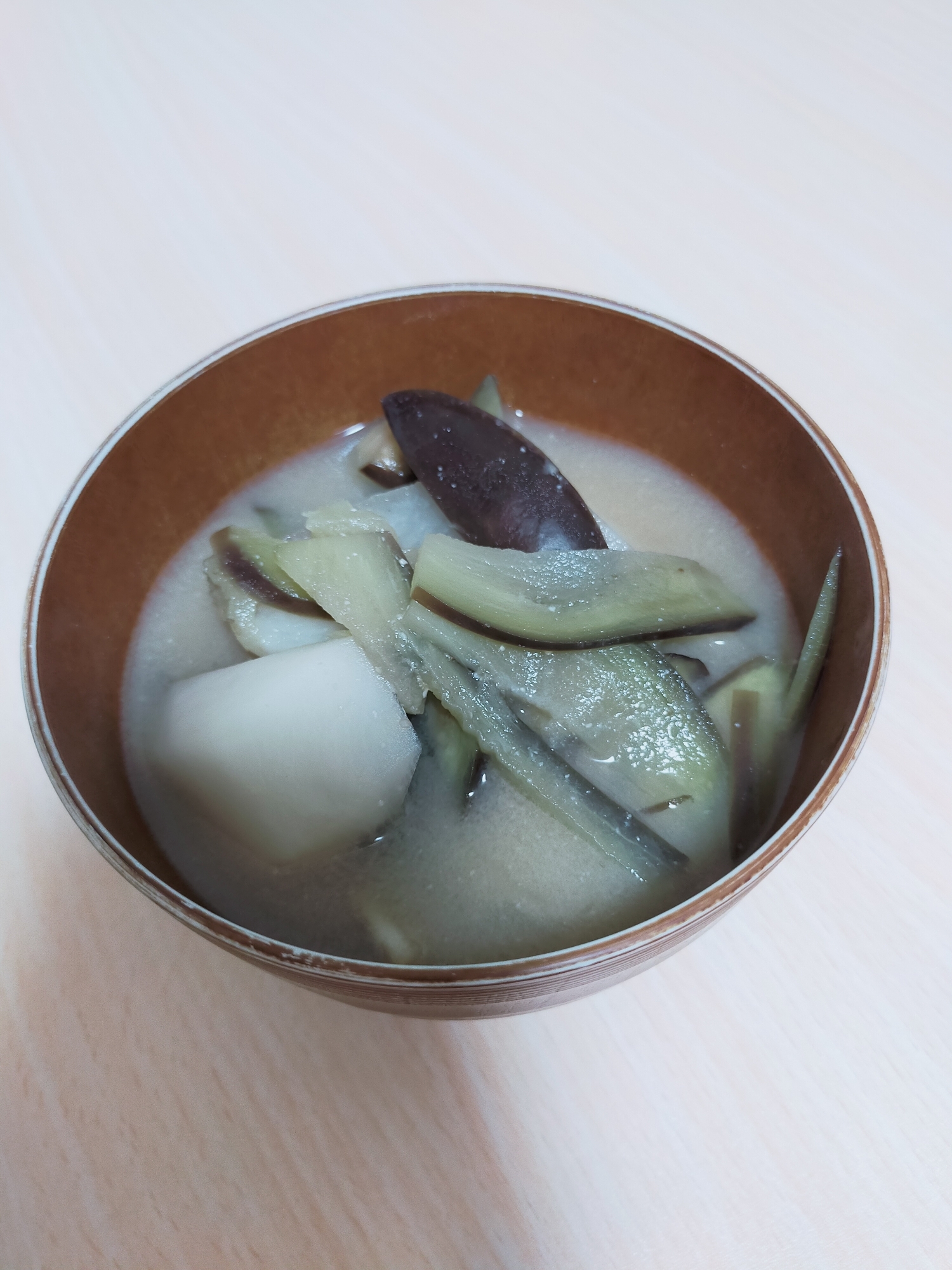 なすとかぶのお味噌汁