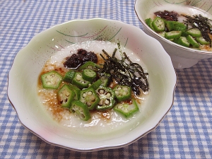 簡単♪長芋とろろとオクラの梅じそ風味